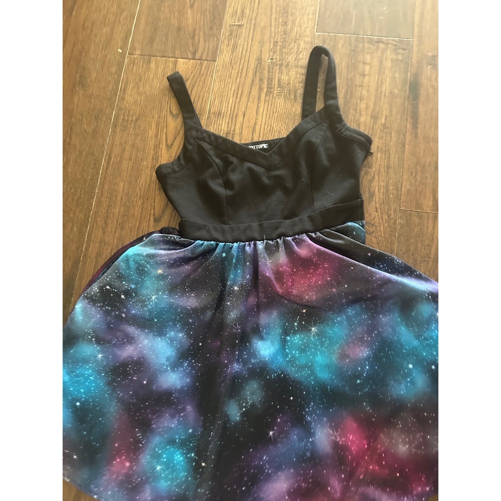 Hot Topic Galaxy Print Sweetheart Fit and Flare Dress Black Blue Purple Small
